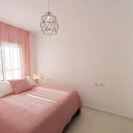 Beautiful 4 Bedroom Town House In Punta Lara Holiday home