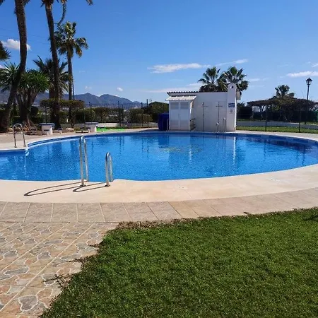 Beautiful 4 Bedroom Town House In Punta Lara