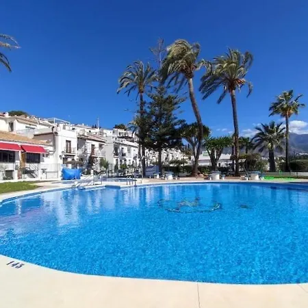 Beautiful 4 Bedroom Town House In Punta Lara Holiday home *