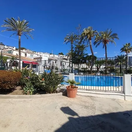 Beautiful 4 Bedroom Town House In Punta Lara