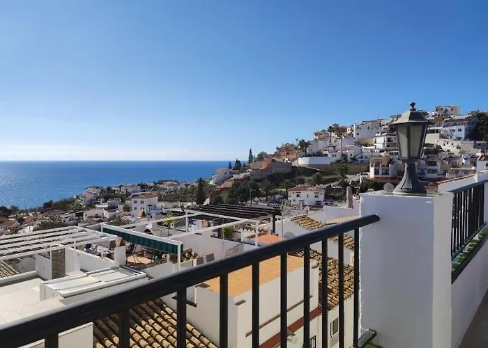 Beautiful 4 Bedroom Town House In Punta Lara 別荘