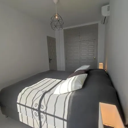 펜션 Beautiful 4 Bedroom Town House In Punta Lara *