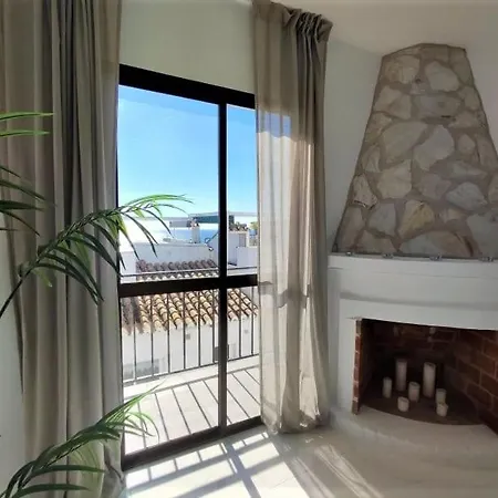 Beautiful 4 Bedroom Town House In Punta Lara 펜션