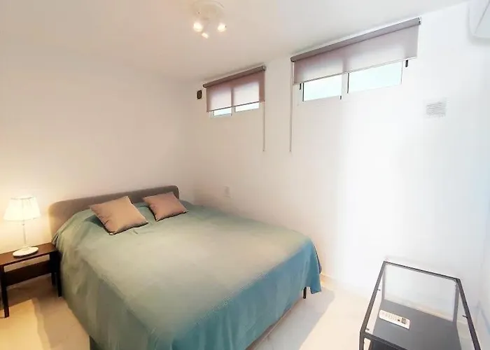 Beautiful 4 Bedroom Town House In Punta Lara Нерха